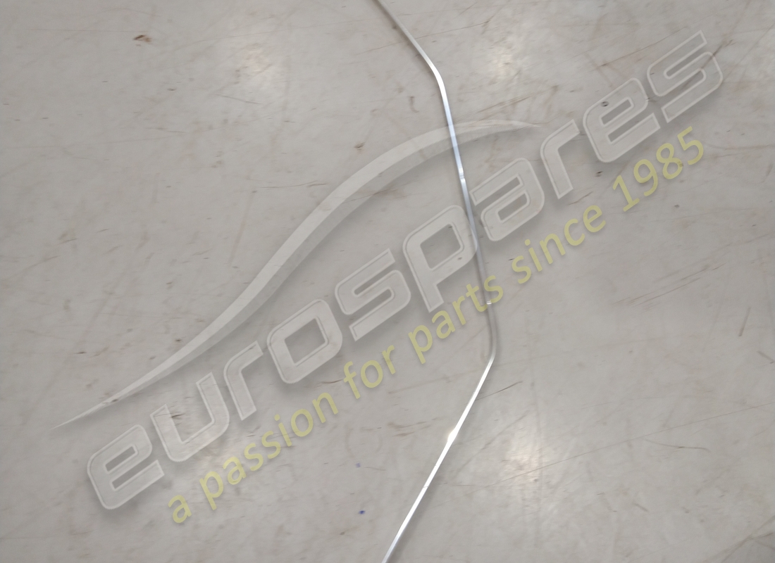 moulure de gouttière droite ferrari utilisée. numéro de pièce 40114308 (4)
