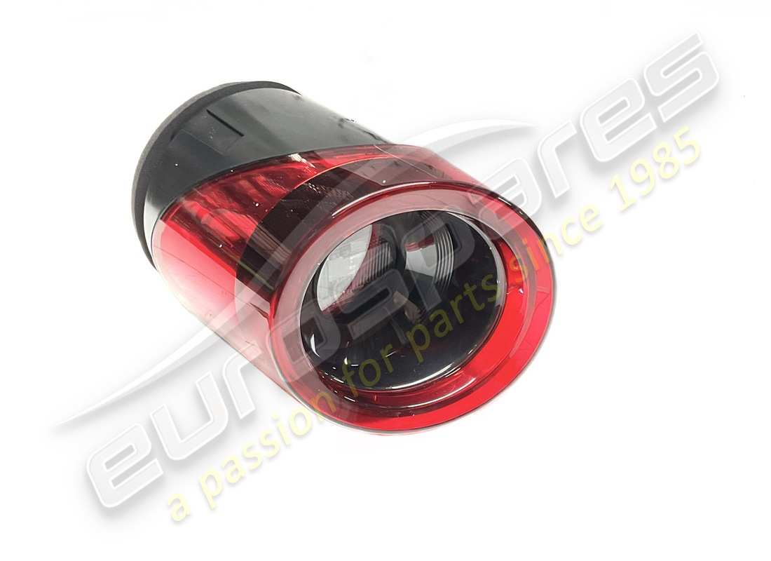 nouveau feu arrière extérieur ferrari gauche. numéro de pièce 325108 (2)