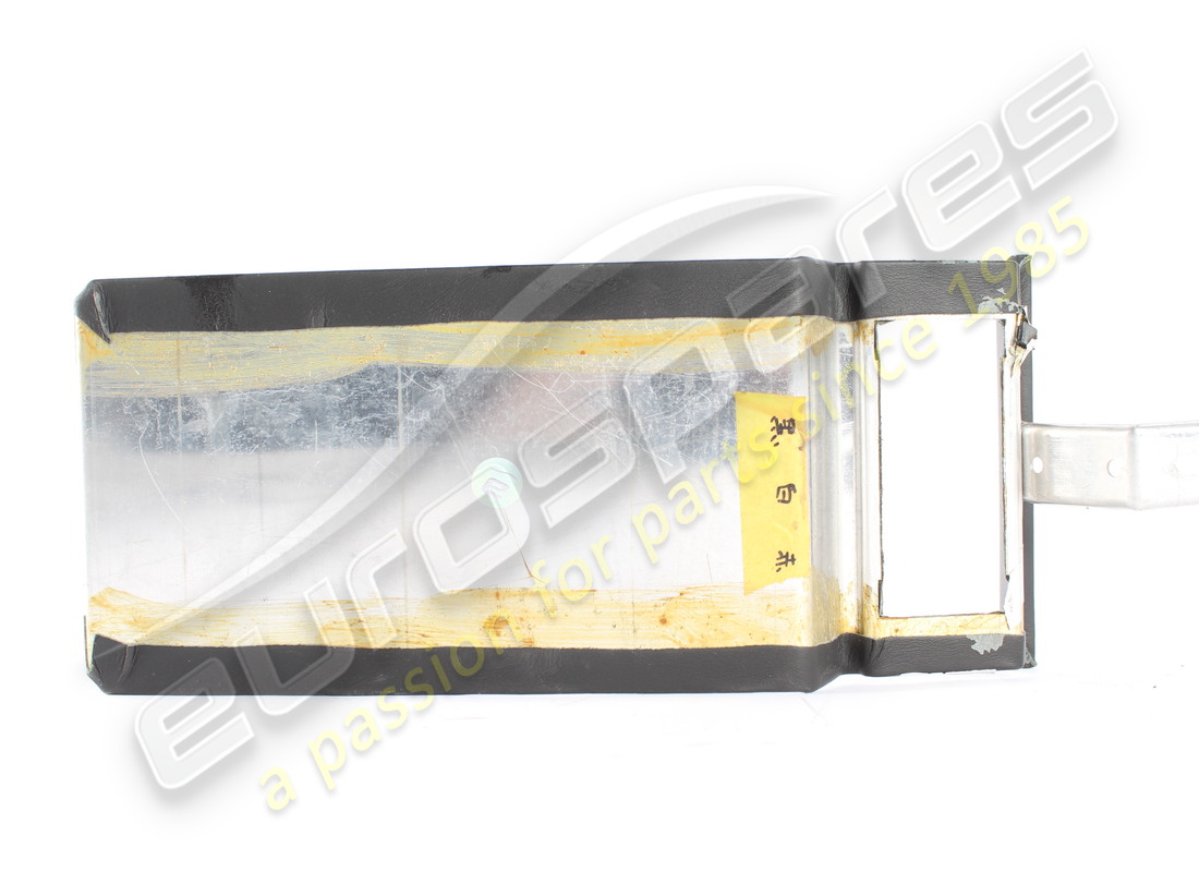 couverture utilisée de ferrari. numéro de pièce 64604400 (2)