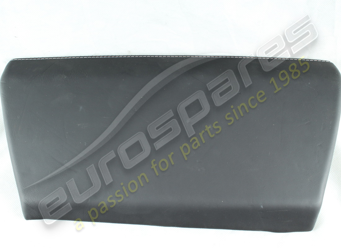 PORTE GARNITURE DE Ferrari UTILISÉE. NUMÉRO DE PIÈCE 82875600 (1)