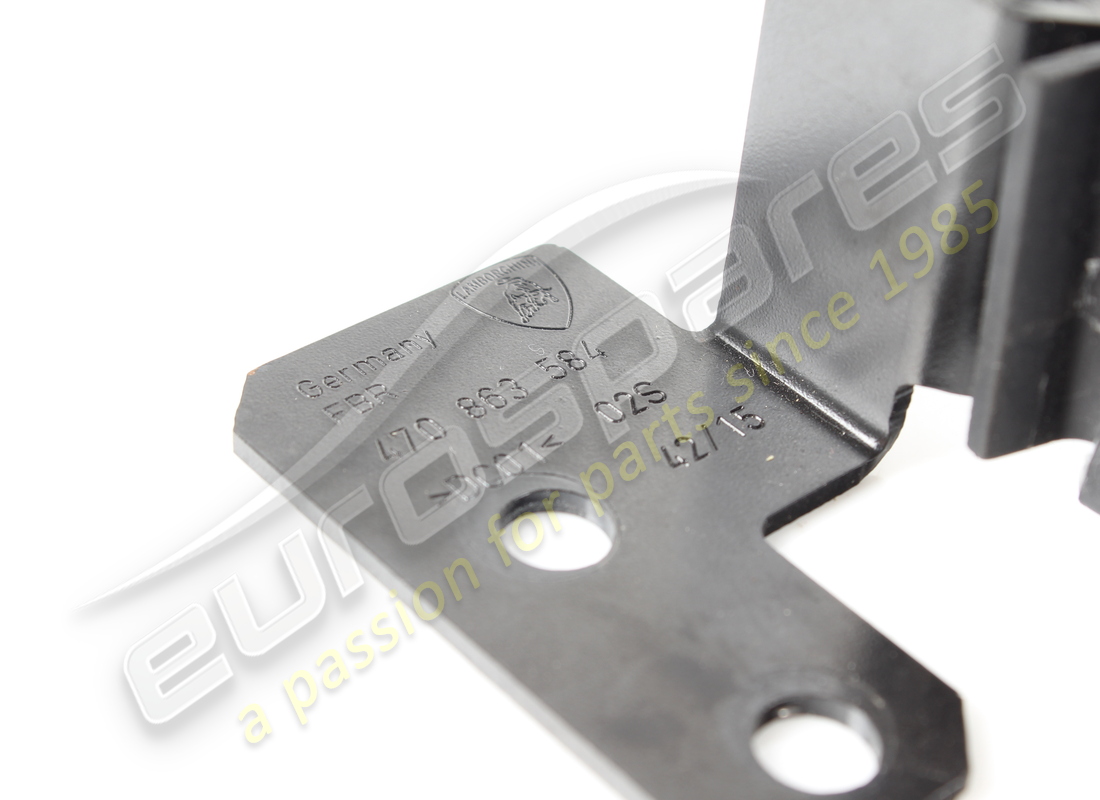 utilisé le support lamborghini. numéro de pièce 470863584 (3)