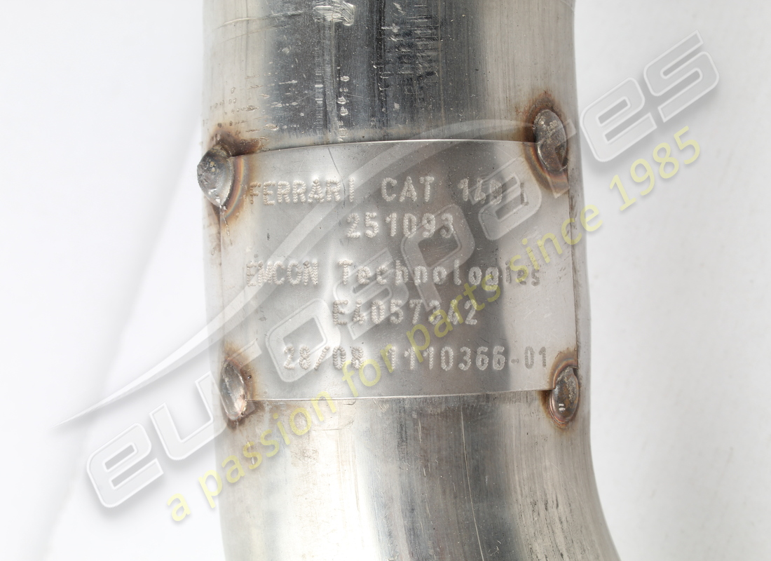 nouveau ferrari catalyseur gauche complet monocat. référence 251093 (4)