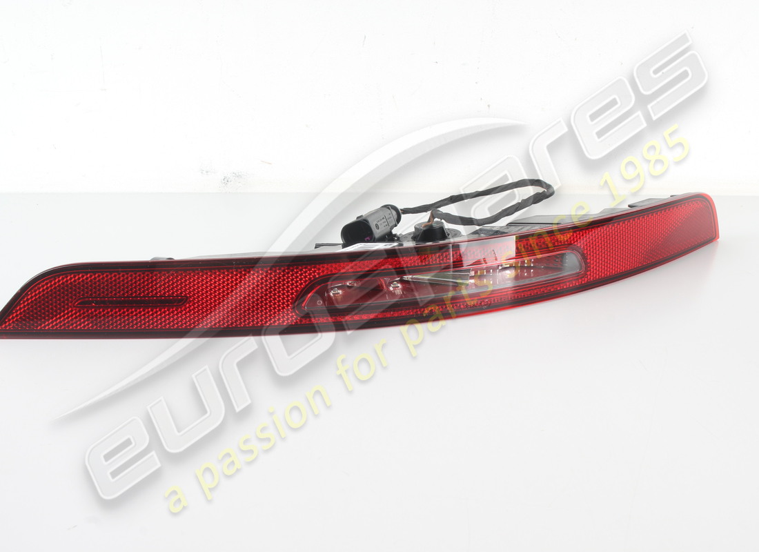 nouveau réflecteur de feu arrière porsche. numéro de pièce 95b945726ab (3)