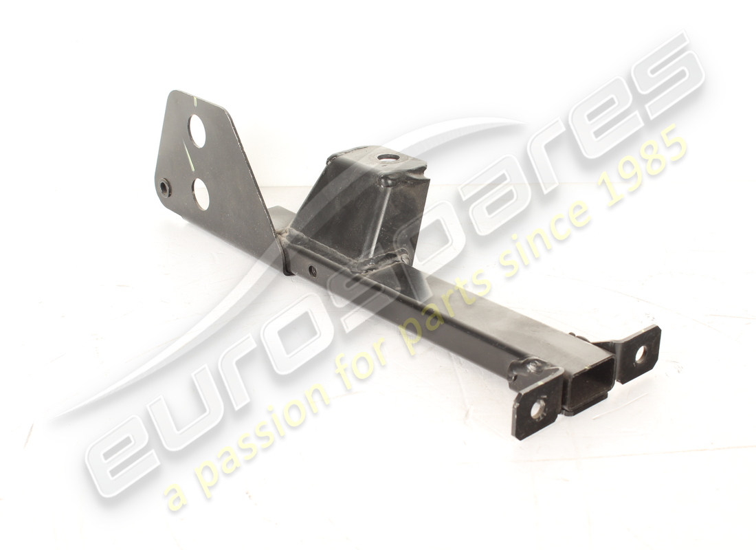 nouveau tuyau transversal inférieur ferrari lh. numéro de pièce 67103600 (2)