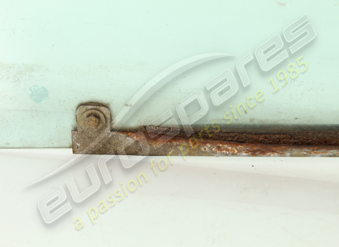 utilisé ferrari rh vitre de porte. numéro de pièce 61034100 (2)