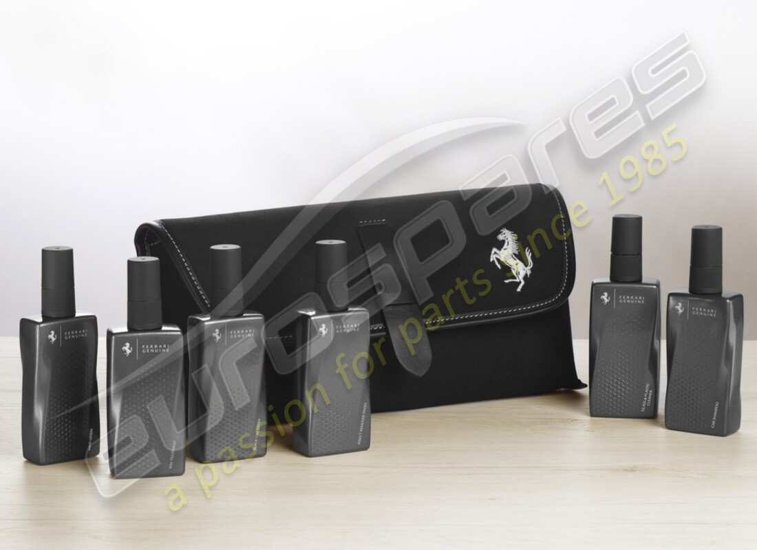 kit de nettoyage extérieur nettoyant ferrari entretien de la voiture nettoyage extérieur. numéro de pièce 70005130 (1)