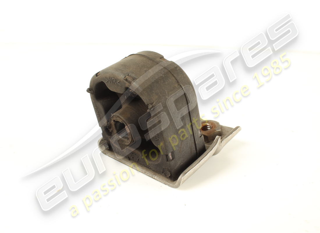 UTILISÉ Maserati SUPPORT CENTRAL . NUMÉRO DE PIÈCE 670001494 (1)