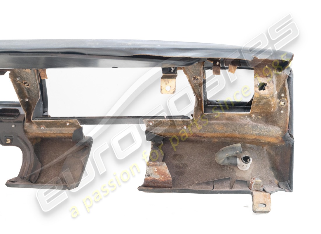 tableau de bord lhd noir endommagé ferrari. numéro de pièce 63303900 (7)