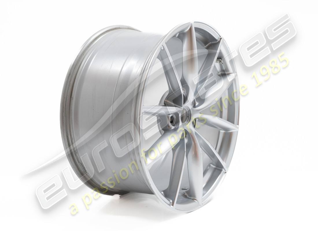 utilisé ferrari roue avant. numéro de pièce 842799 (2)