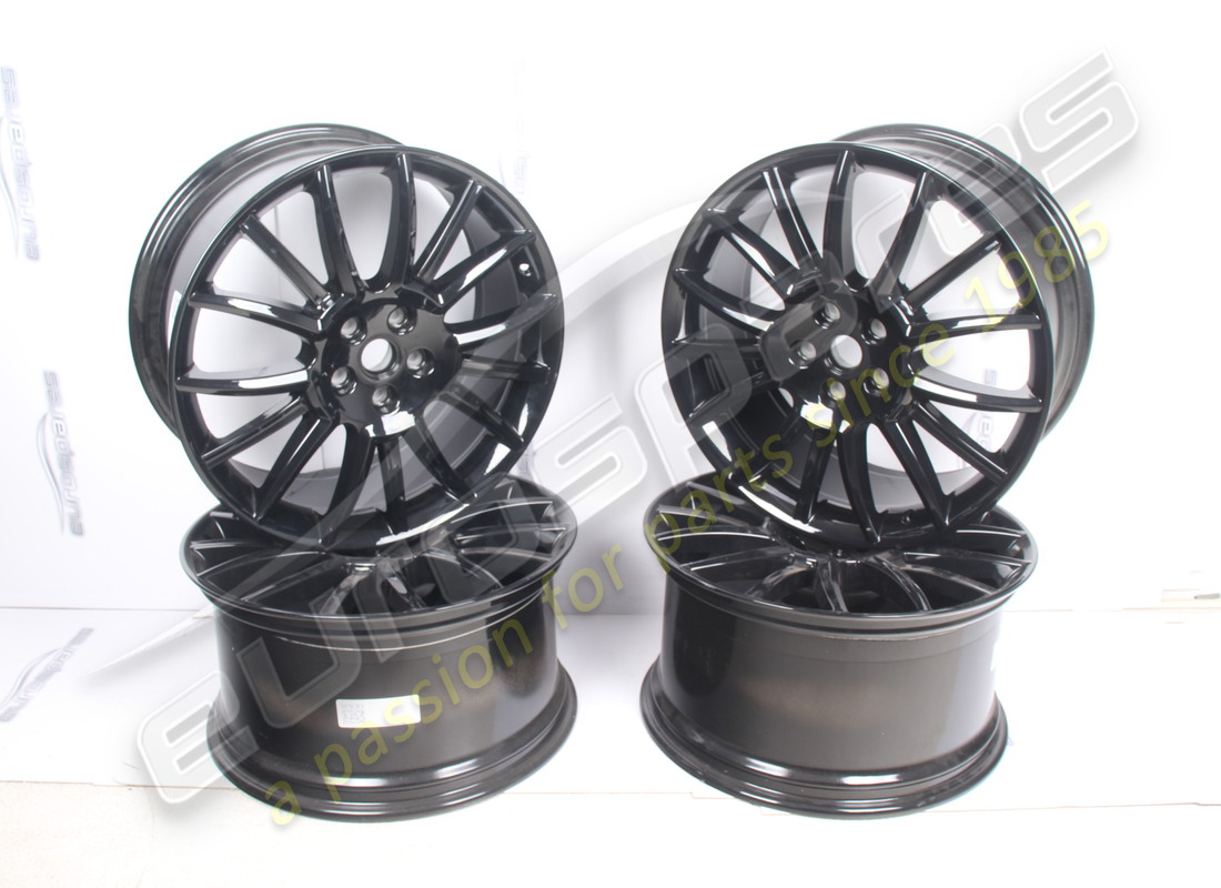 JEU DE ROUES Maserati 20 RECONDITIONNÉ . NUMÉRO DE PIÈCE 980156308A (1)