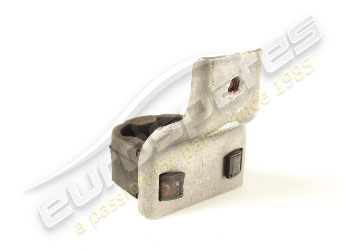 utilisé maserati support central. numéro de pièce 670001494 (2)