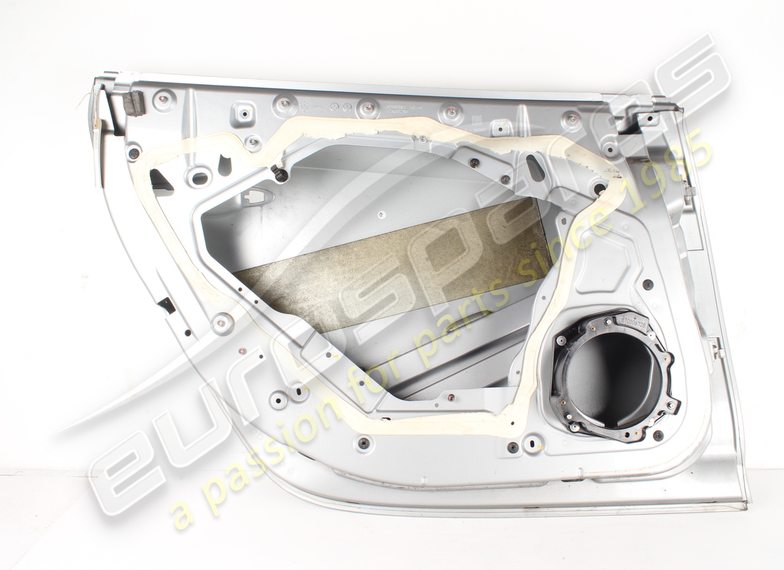 utilisé maserati porte arrière gauche complète. numéro de pièce 673008060 (2)