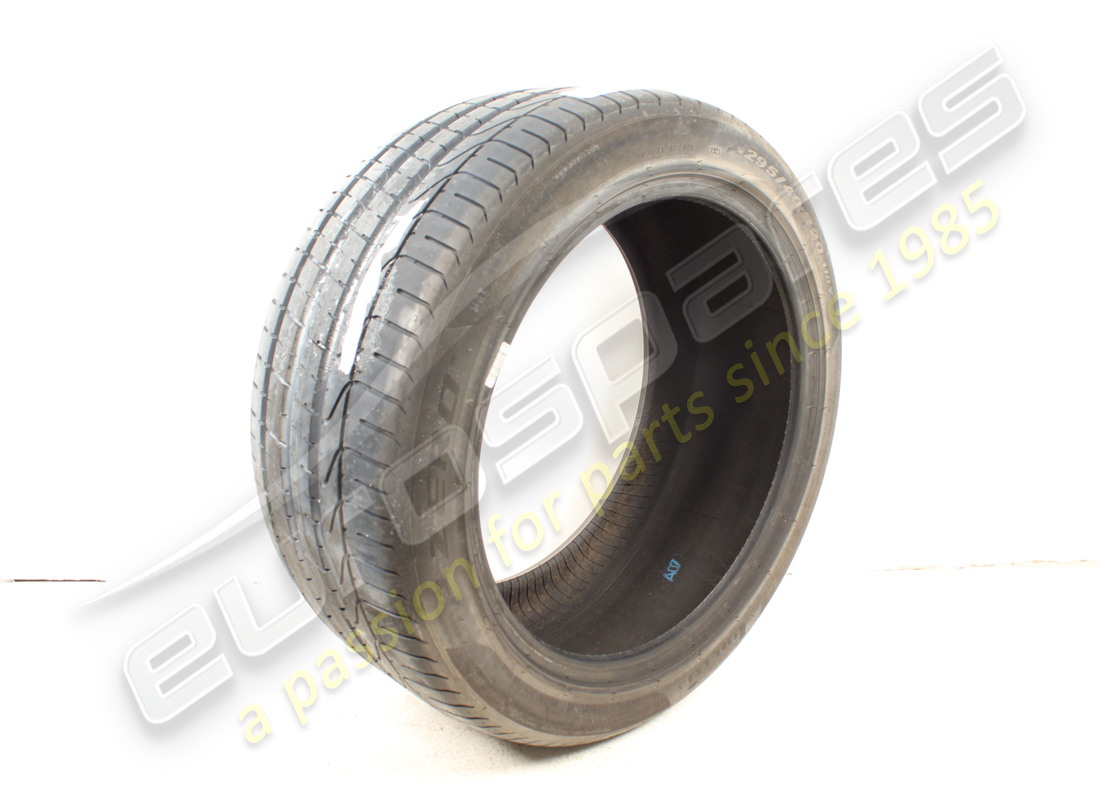 pneu pirelli p zero xl mgt neuf maserati, 295/40 r20 (110y). numéro de pièce 670034882 (1)