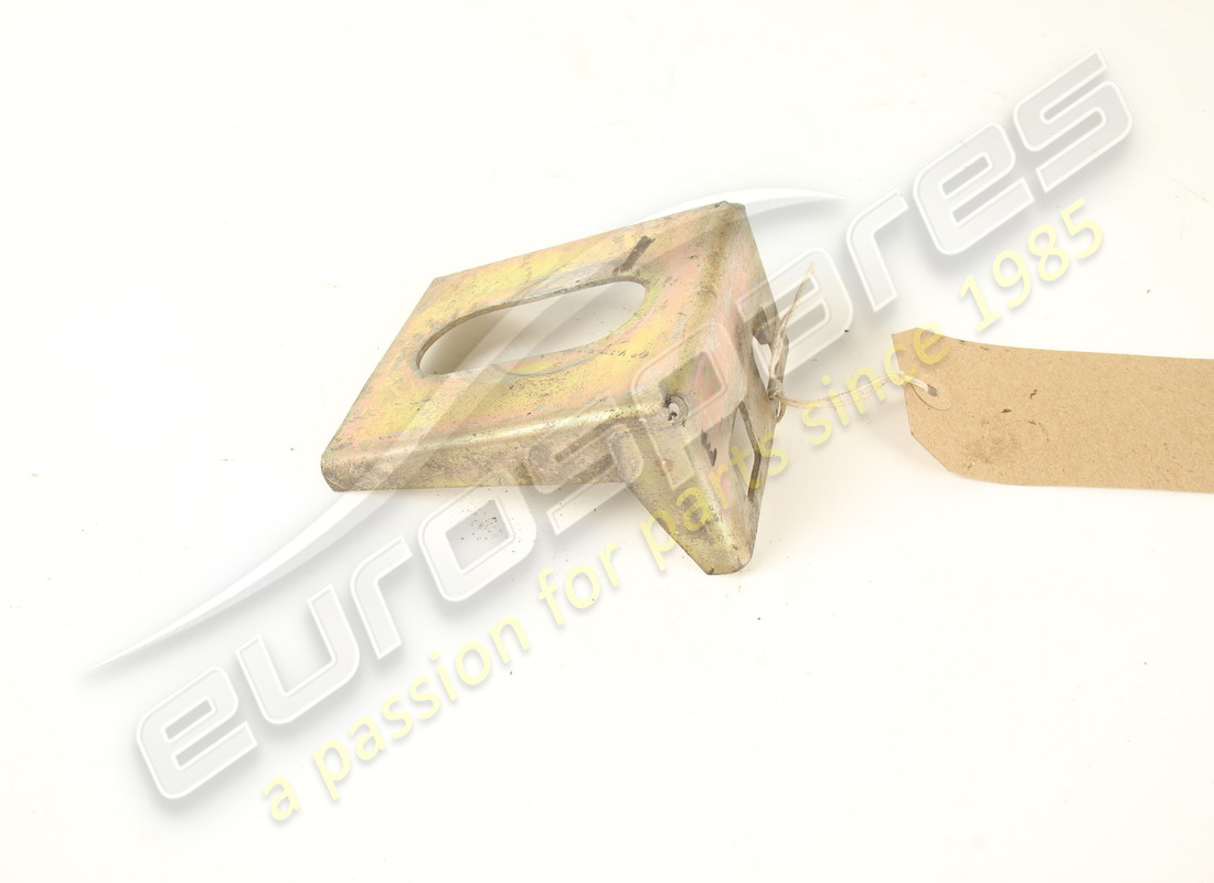 UTILISÉ Ferrari SUPPORT . NUMÉRO DE PIÈCE 62126500 (1)