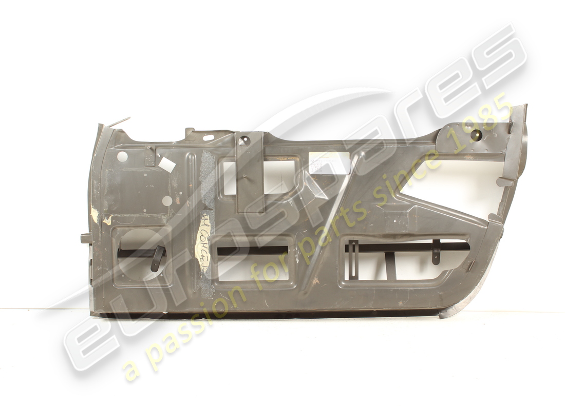 cadre de porte droit gtb neuf ferrari. numéro de pièce 61016400 (2)
