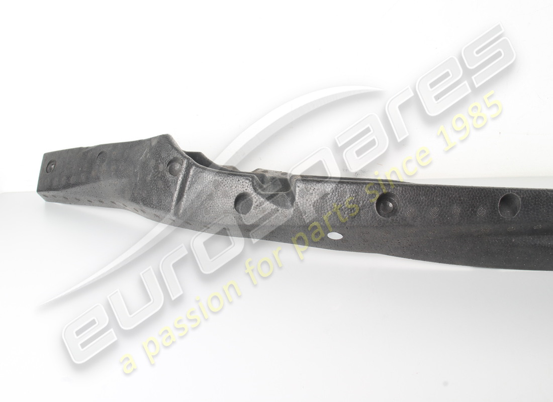 absorbeur avant inférieur d'occasion maserati. numéro de pièce 670003826 (2)