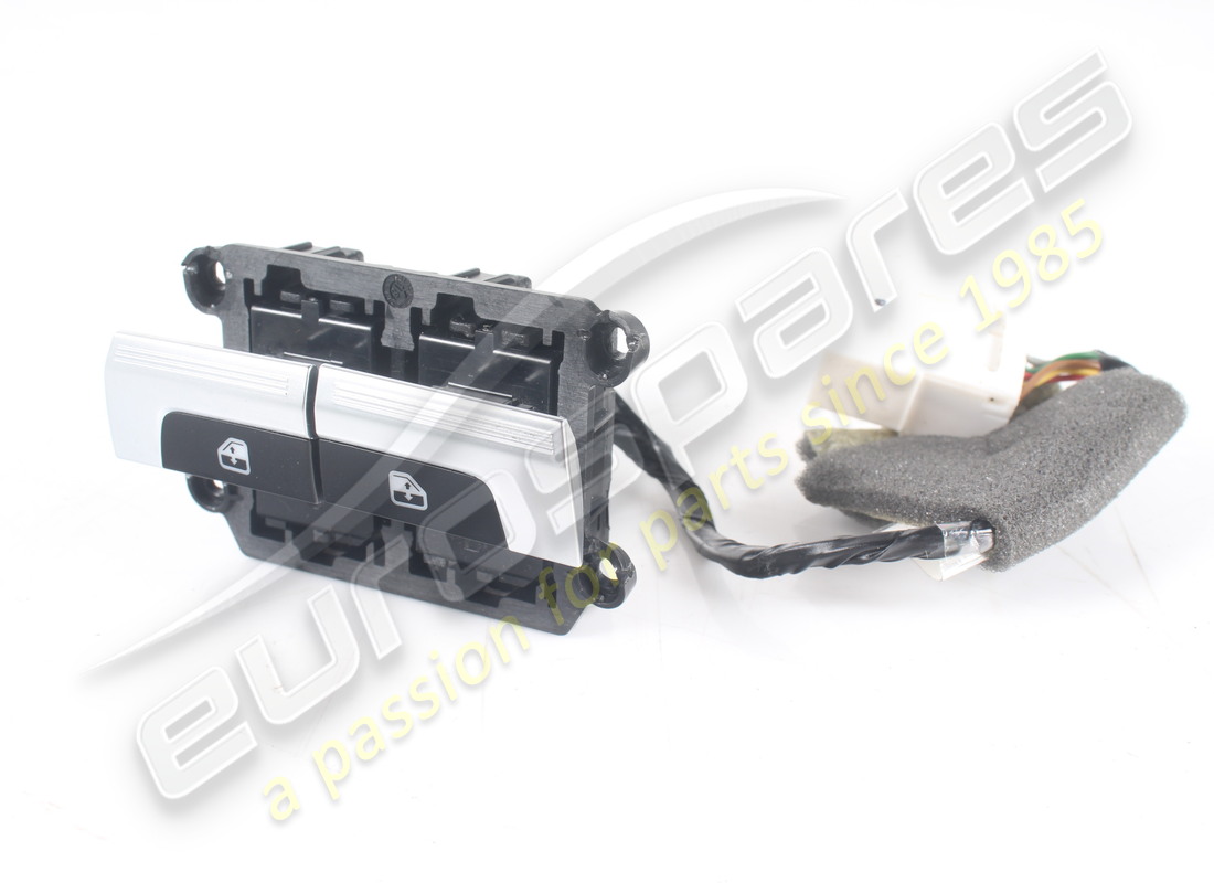 UTILISÉ FERRARI COMMANDE COMPLÈTE DE FENÊTRE ÉLECTRIQUE. NUMÉRO DE PIÈCE 88495600 (1) utilisé ferrari commande complète de fenêtre électrique. numéro de pièce 88495600 (1)