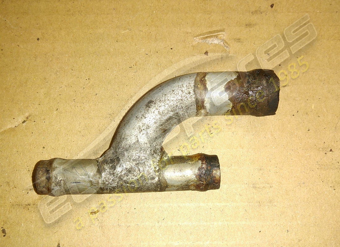 utilisé ferrari union. numéro de pièce 109376 (2)