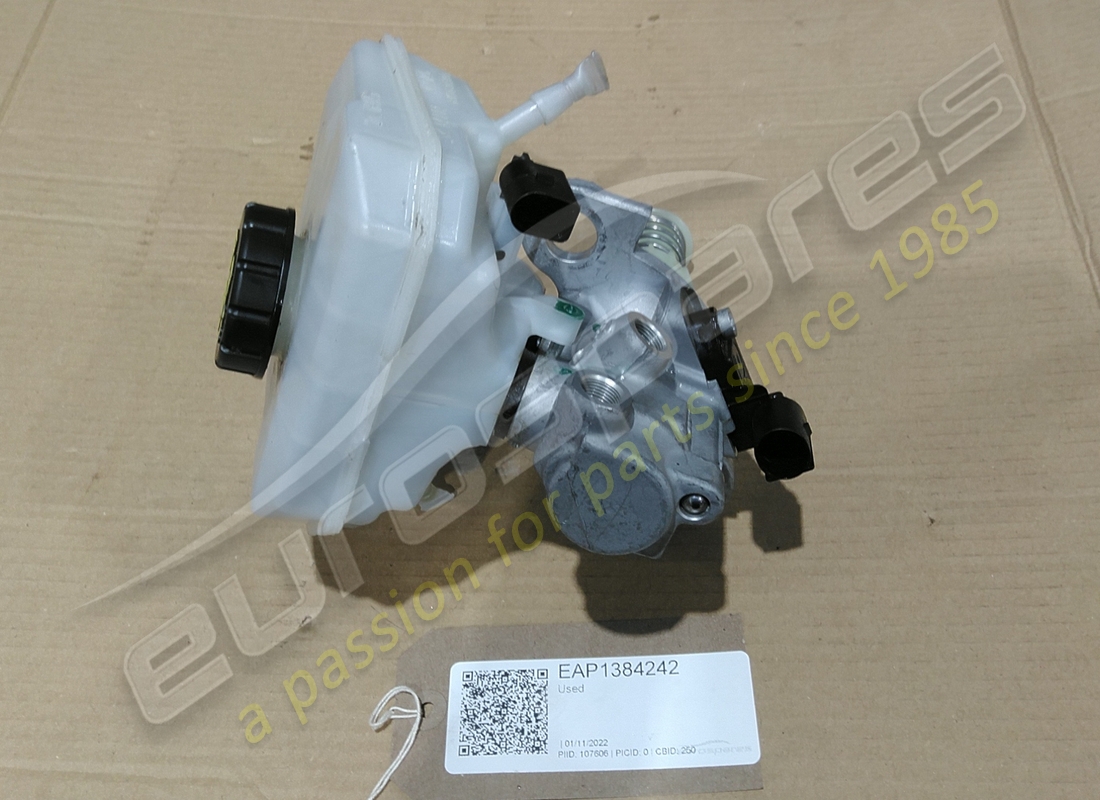 eurospares maitre cylindre et réservoir tandem utilisés. numéro de pièce eap1384242 (2)
