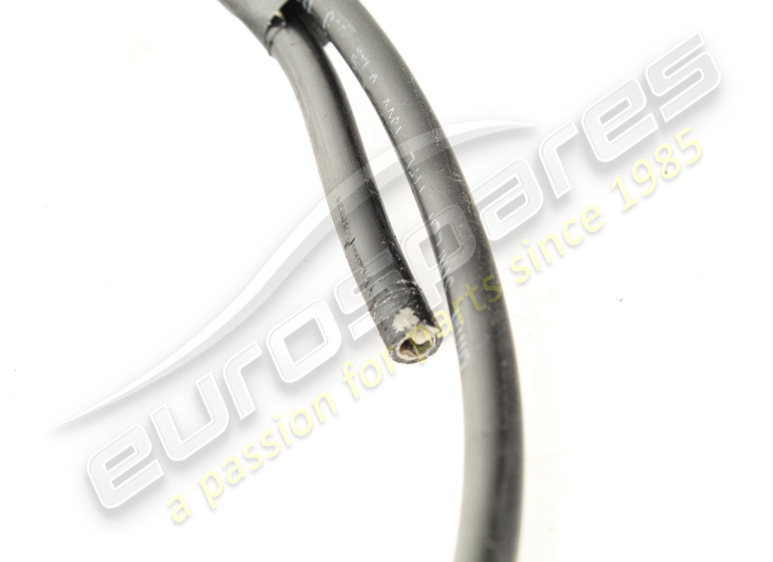 tuyau utilisé ferrari de la bouteille à 3 way co. référence 272235 (3)
