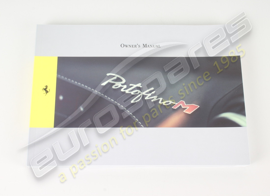nouveau ferrari libretto uso e manut.in ingl. numéro de pièce 744235 (1)
