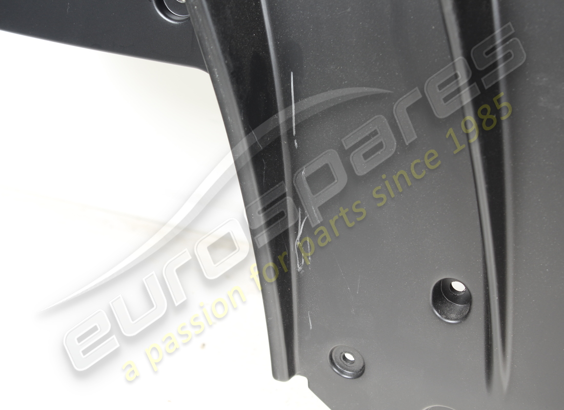 neuf (autre) ferrari diffuseur arrière. numéro de pièce 877913 (4)