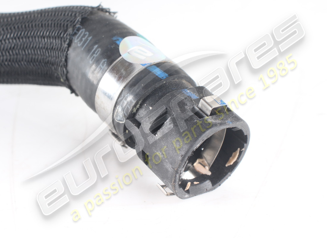 tuyau ferrari d'occasion du chauffage au tg inférieur. numéro de pièce 266391 (2)