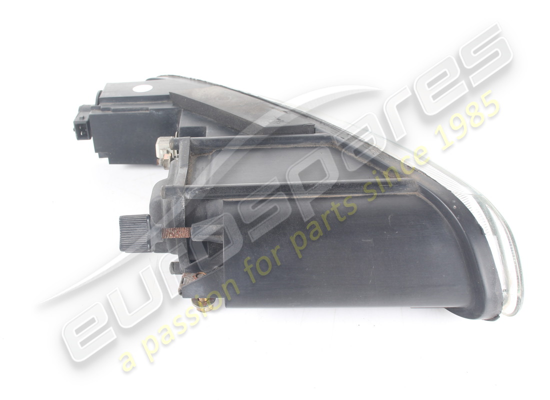 FEU ANTIBROUILLARD GAUCHE D'OCCASION MASERATI. NUMÉRO DE PIÈCE 383100115 (3) feu antibrouillard gauche d'occasion maserati. numéro de pièce 383100115 (3)