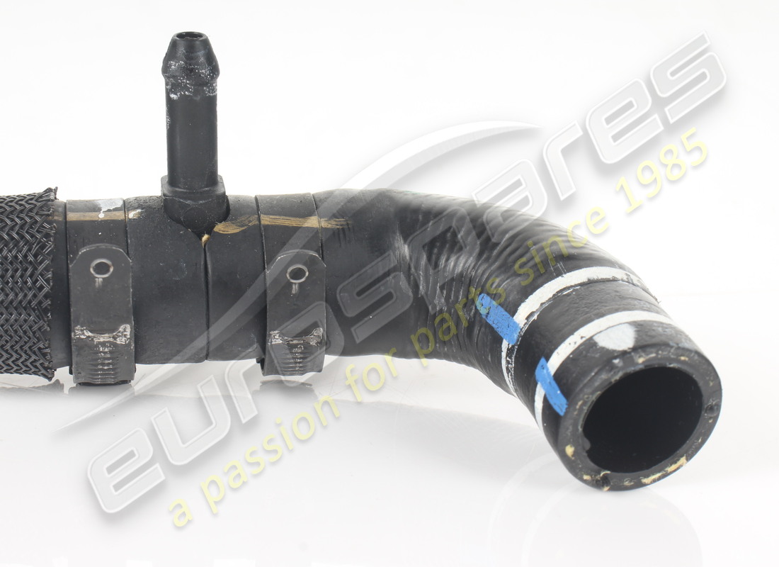 radiateur ferrari manicotto da uscita utilisé. numéro de pièce 870715 (3)