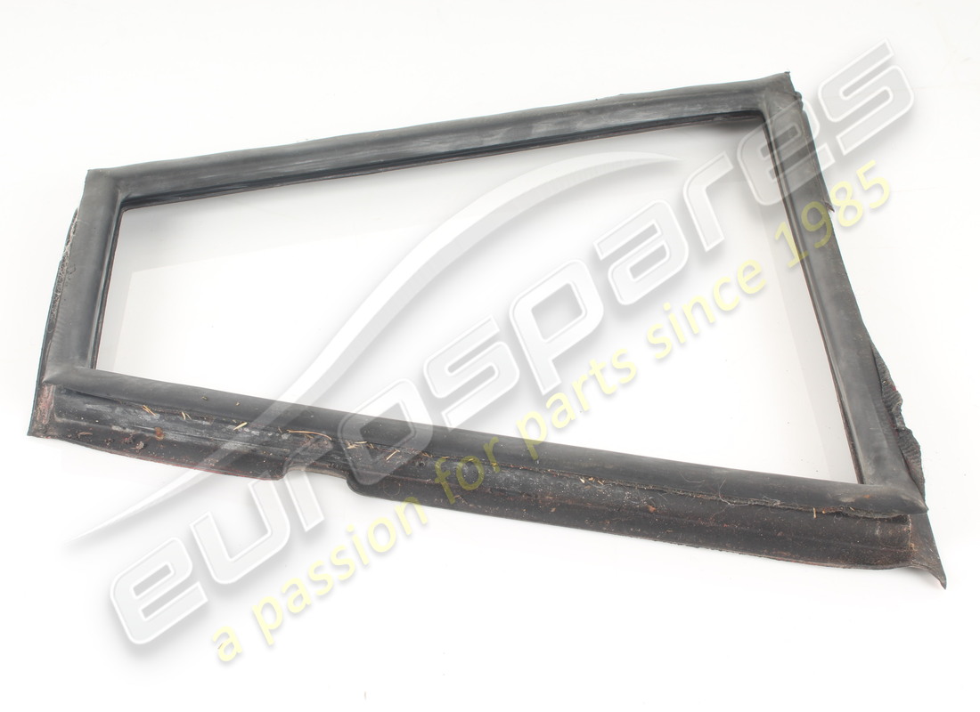 USED FERRARI LH REAR QUARTER LIGHT RUBBER GTS. PART NUMBER 60522900 (2) used ferrari lh rear quarter light rubber gts. part number 60522900 (2)