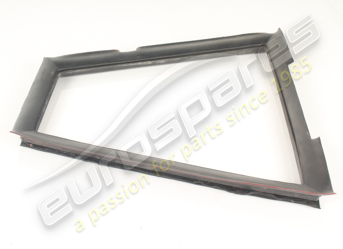 CAOUTCHOUC DE FEU DE CUSTODE ARRIÈRE GAUCHE GTS D'OCCASION Ferrari. NUMÉRO DE PIÈCE 60522900 (1) CAOUTCHOUC DE FEU DE CUSTODE ARRIÈRE GAUCHE GTS D'OCCASION Ferrari. NUMÉRO DE PIÈCE 60522900 (1)