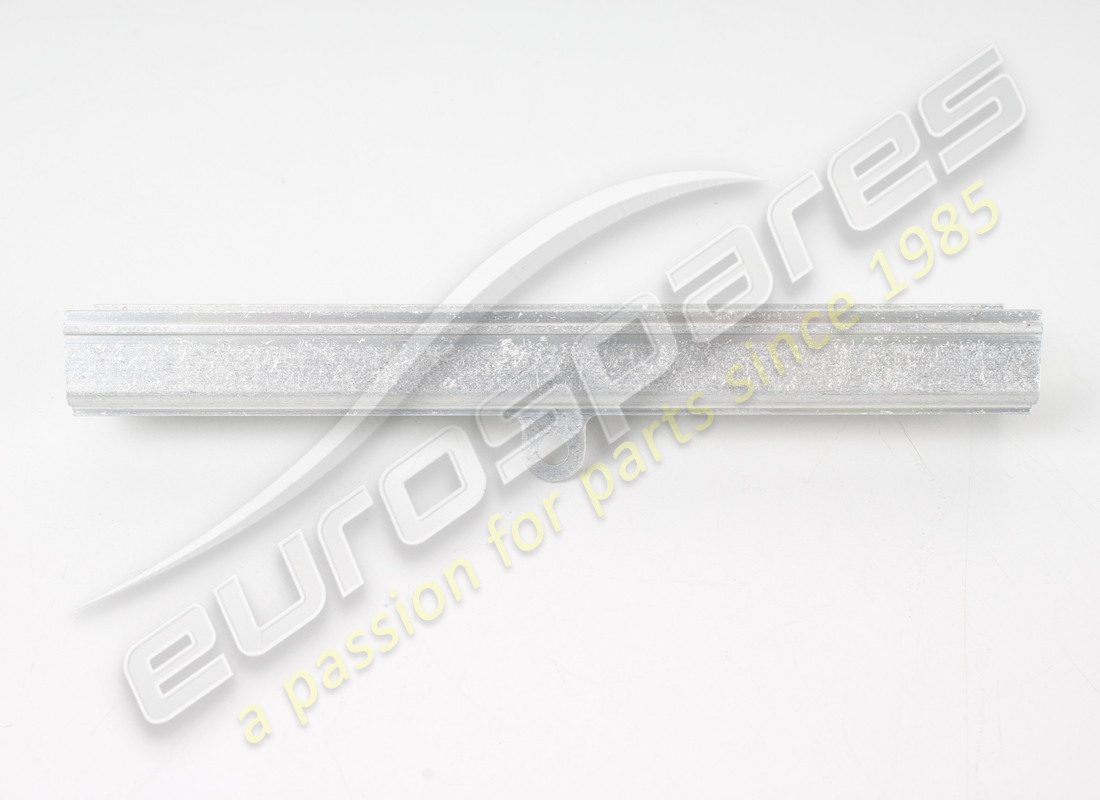 NOUVEAU ASTON MARTIN SUPPORT, PORTE-MONNAIE. RÉFÉRENCE 4G43045J82AA (3) nouveau aston martin support, porte-monnaie. référence 4g43045j82aa (3)