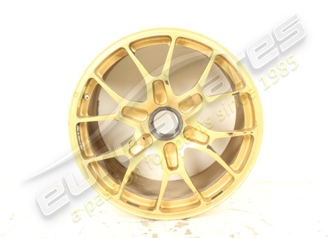 UTILISÉ Ferrari ROUE ARRIÈRE. NUMÉRO DE PIÈCE 341320 (1)