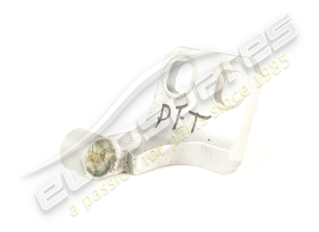 CHARNIÈRE SUPÉRIEURE DE PORTE GAUCHE D'OCCASION Maserati. NUMÉRO DE PIÈCE 675000160 (1)