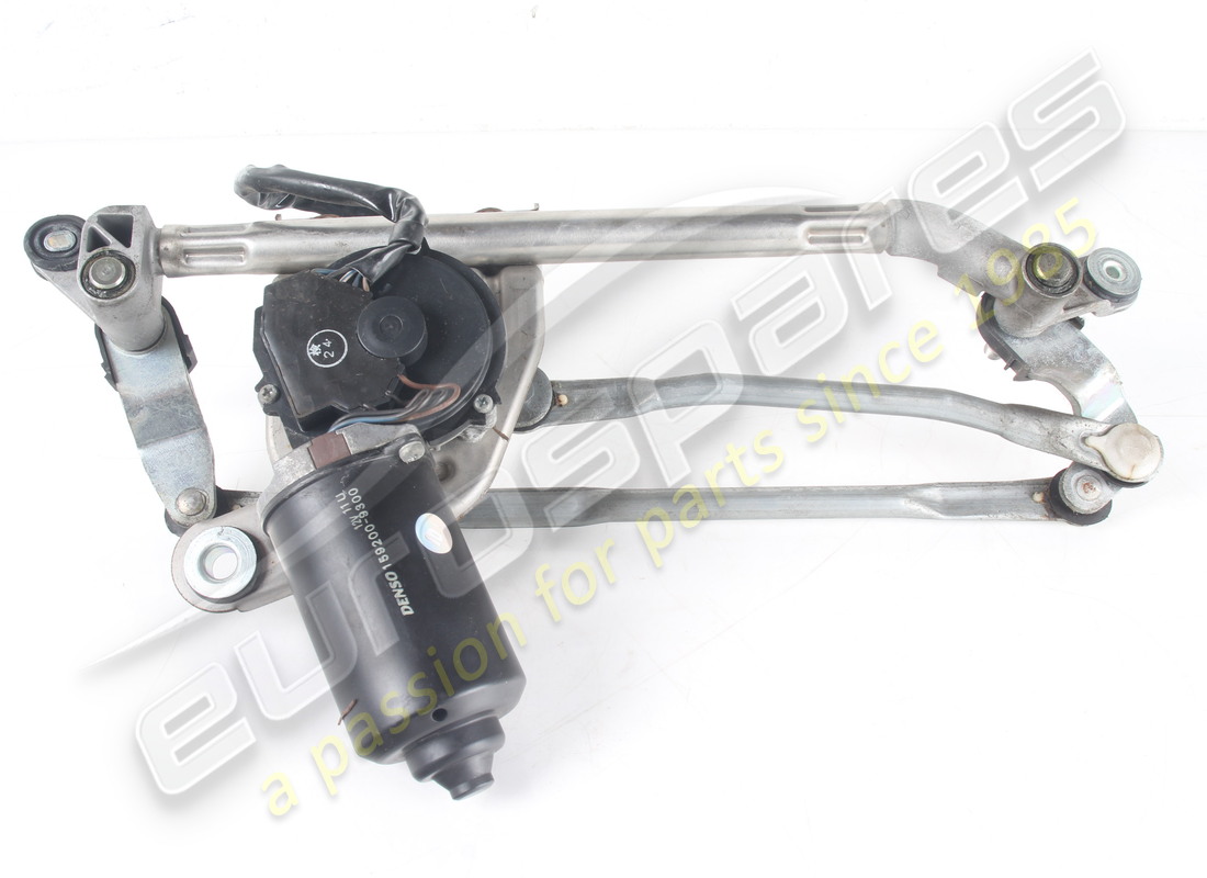ESSUIE-GLACE AVEC MOTEUR Ferrari UTILISÉ. NUMÉRO DE PIÈCE 84198200 (1) ESSUIE-GLACE AVEC MOTEUR Ferrari UTILISÉ. NUMÉRO DE PIÈCE 84198200 (1)