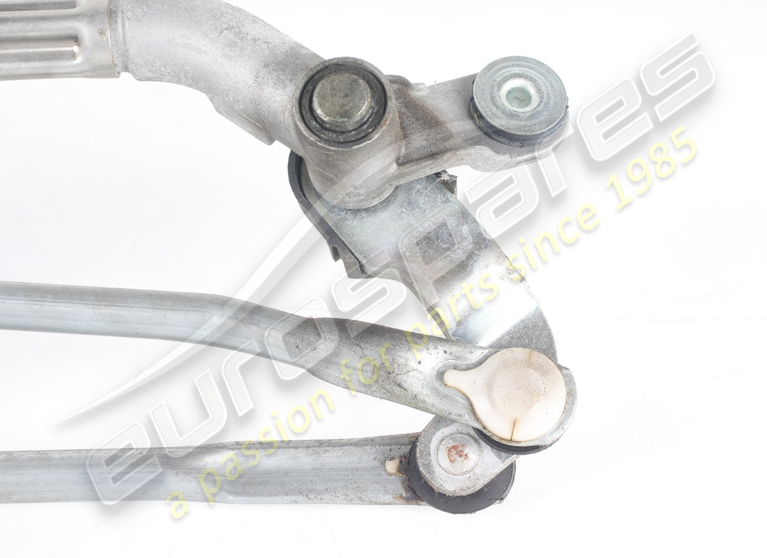 ESSUIE-GLACE FERRARI UTILISÉ AVEC MOTEUR. NUMÉRO DE PIÈCE 84198200 (3) essuie-glace ferrari utilisé avec moteur. numéro de pièce 84198200 (3)