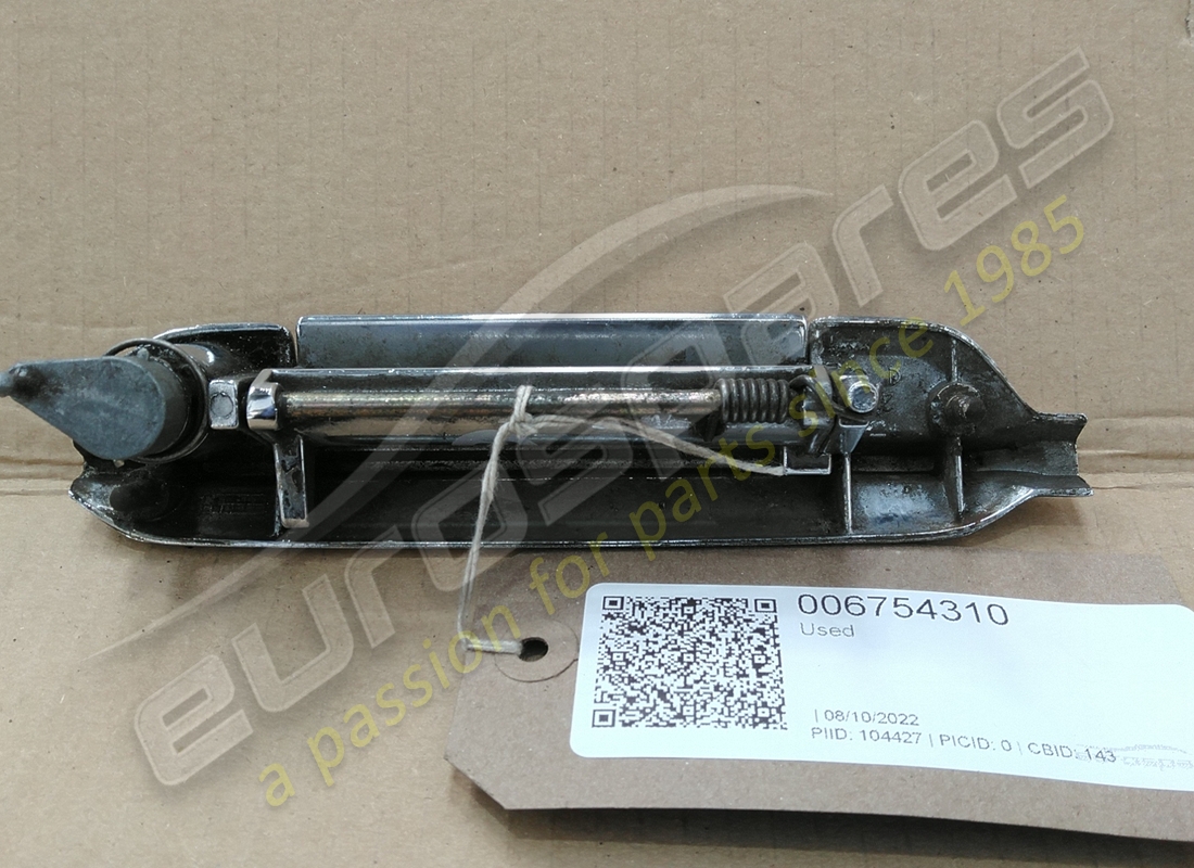 poignée de porte extérieure droite lamborghini utilisée. numéro de pièce 006754310 (2)