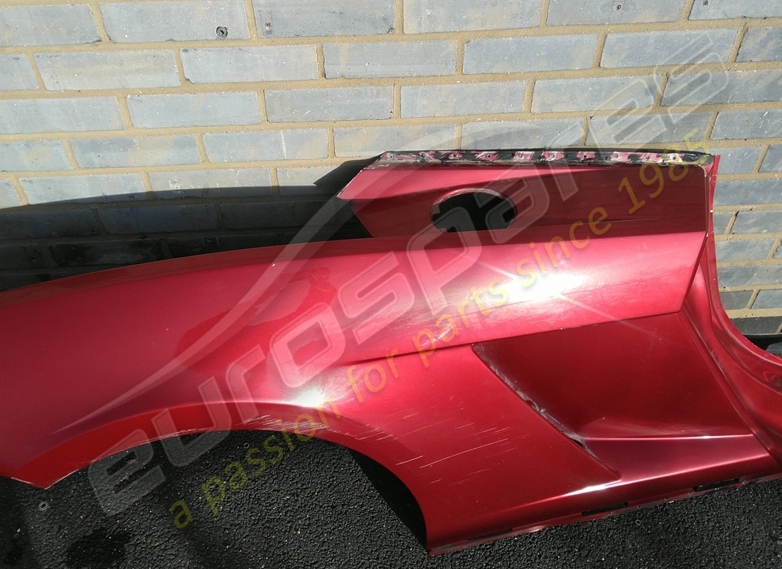 utilisé lamborghini aile arrière droit. numéro de pièce 408809604a (3)