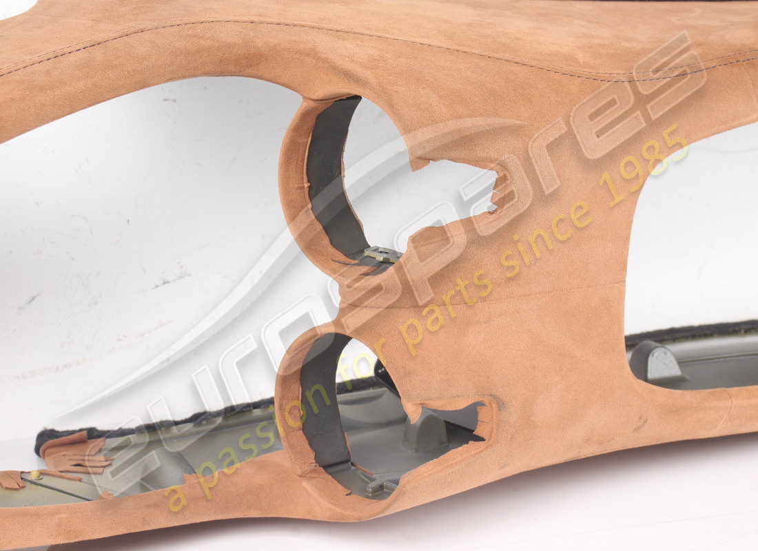 structure de tunnel ferrari utilisée. numéro de pièce 795482 (7)