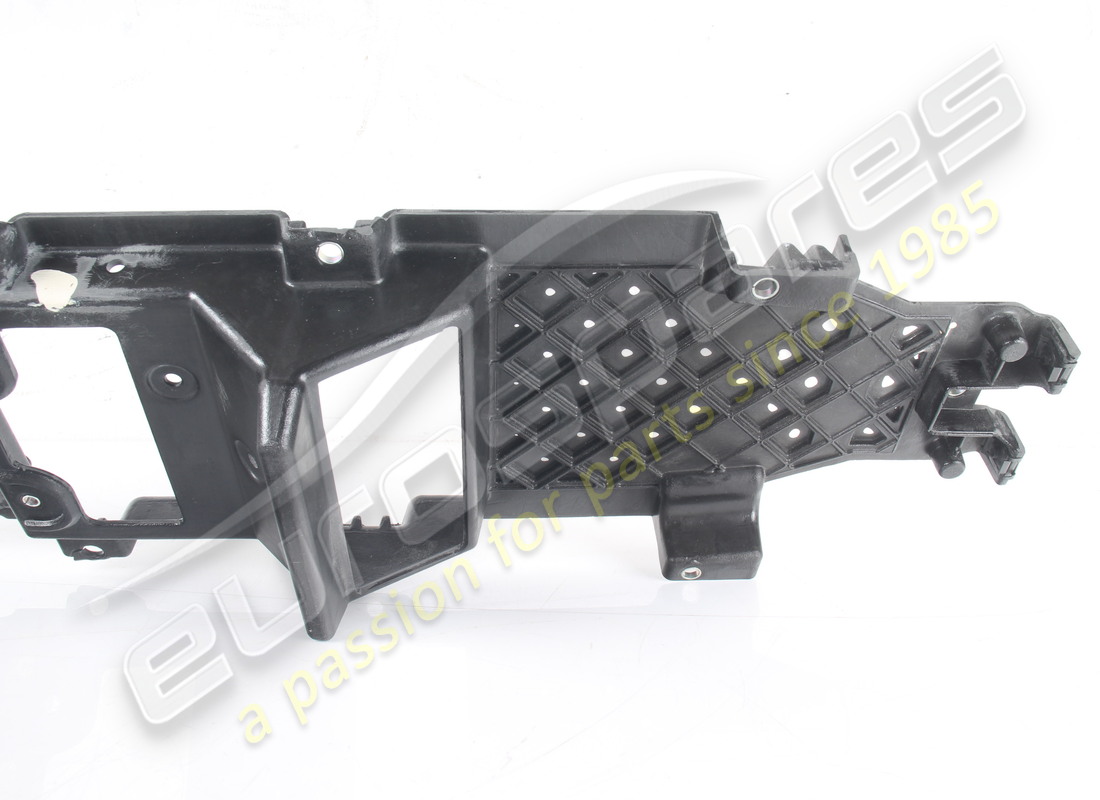 STRUCTURE DE TUNNEL FERRARI UTILISÉE. NUMÉRO DE PIÈCE 88955900 (9) structure de tunnel ferrari utilisée. numéro de pièce 88955900 (9)