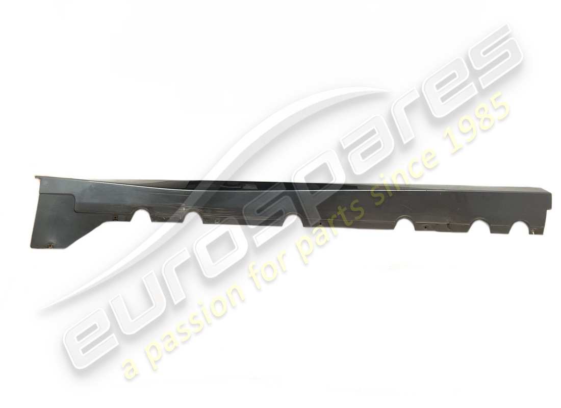 COUVERCLE DE CULBUTEUR Lamborghini UTILISÉ, DROIT. NUMÉRO DE PIÈCE 400853564 (1)