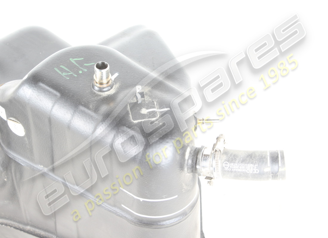 réservoir de carburant lamborghini utilisé. numéro de pièce 4t7201022a (2)