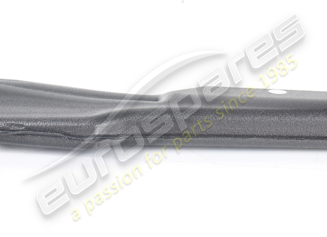 CONDUIT D'AIR DE CABINE ARRIÈRE DROIT FERRARI UTILISÉ. NUMÉRO DE PIÈCE 89283800 (6) conduit d'air de cabine arrière droit ferrari utilisé. numéro de pièce 89283800 (6)