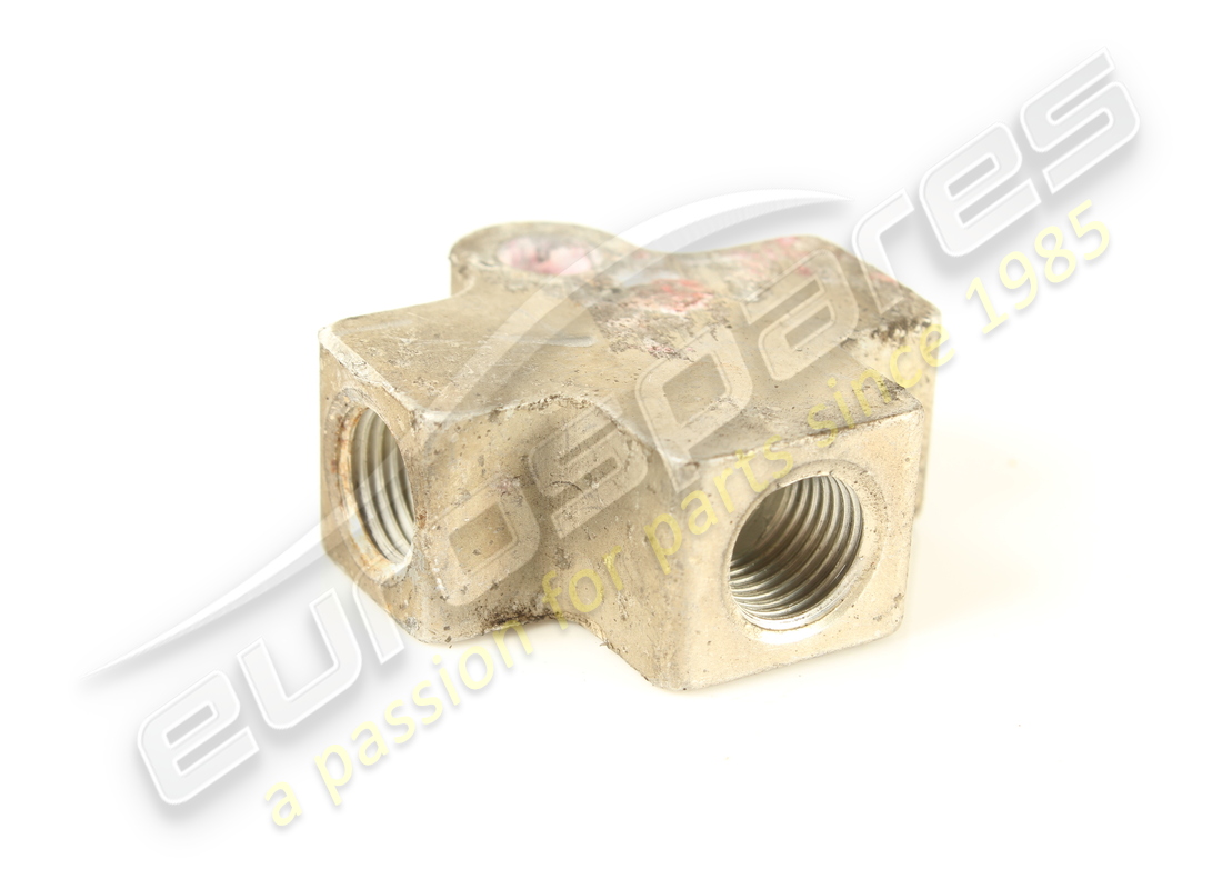 utilisé ferrari 3-way union. numéro de pièce 10104661 (2)