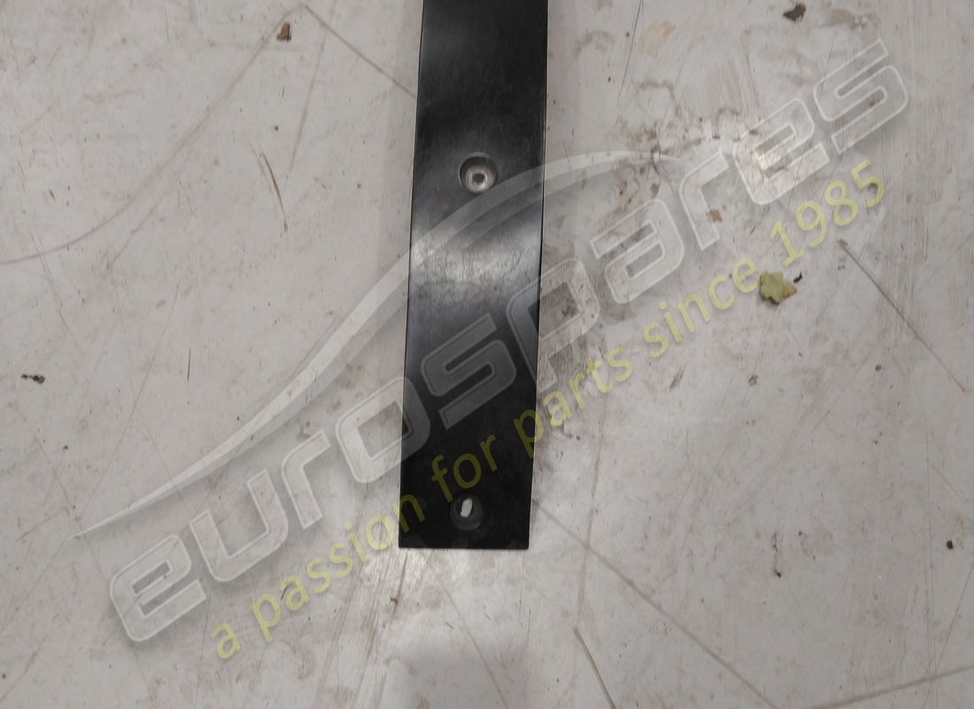 COUVERTURE DE Ferrari UTILISÉE. NUMÉRO DE PIÈCE 65142100 (1)
