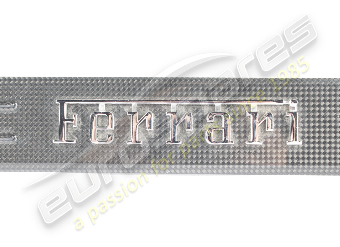 utilisé ferrari plaque de pied droite. numéro de pièce 811468 (2)