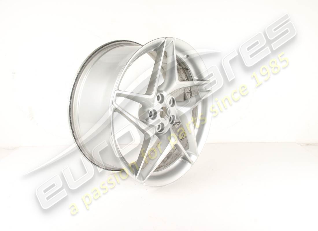 utilisé ferrari roue avant gauche. numéro de pièce 861242 (2)