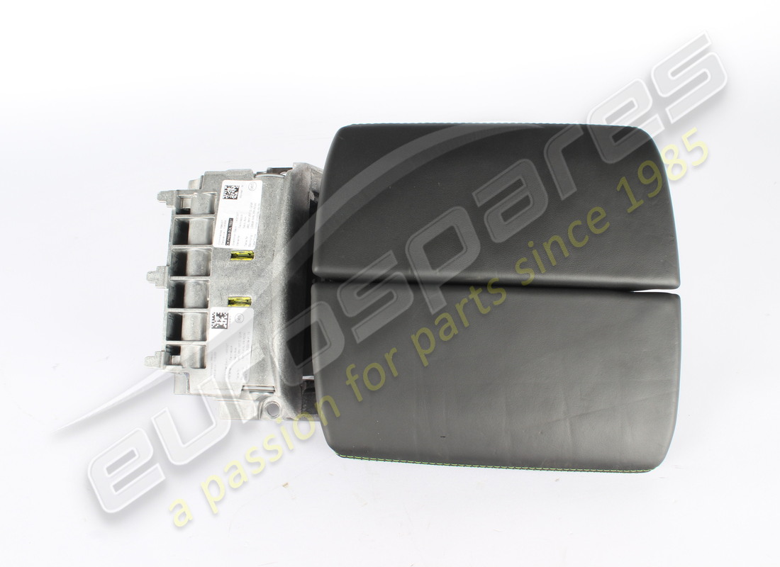 ACCOUDOIR D'OCCASION Lamborghini. NUMÉRO DE PIÈCE 4ML864207D (1)