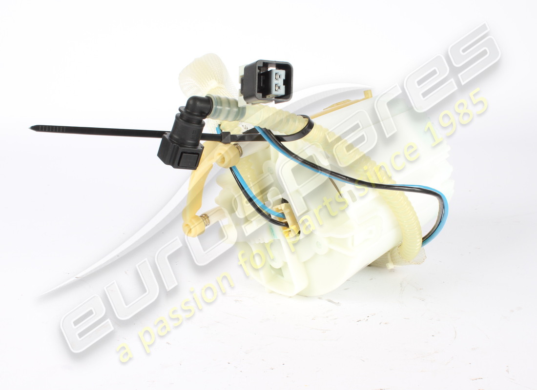 pompe à carburant utilisée ferrari. numéro de pièce 272086 (2)
