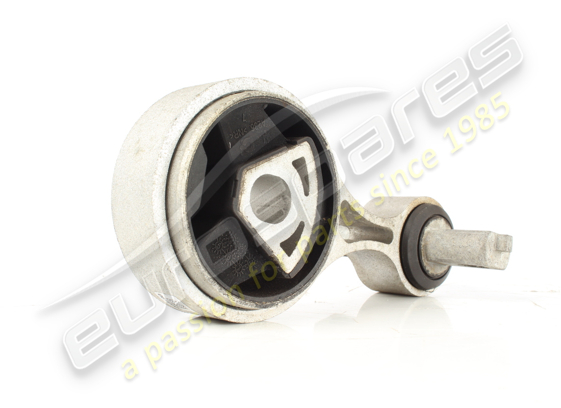 SUPPORT DE BIELLE HAUTE D'OCCASION Maserati. NUMÉRO DE PIÈCE 670004297 (1)